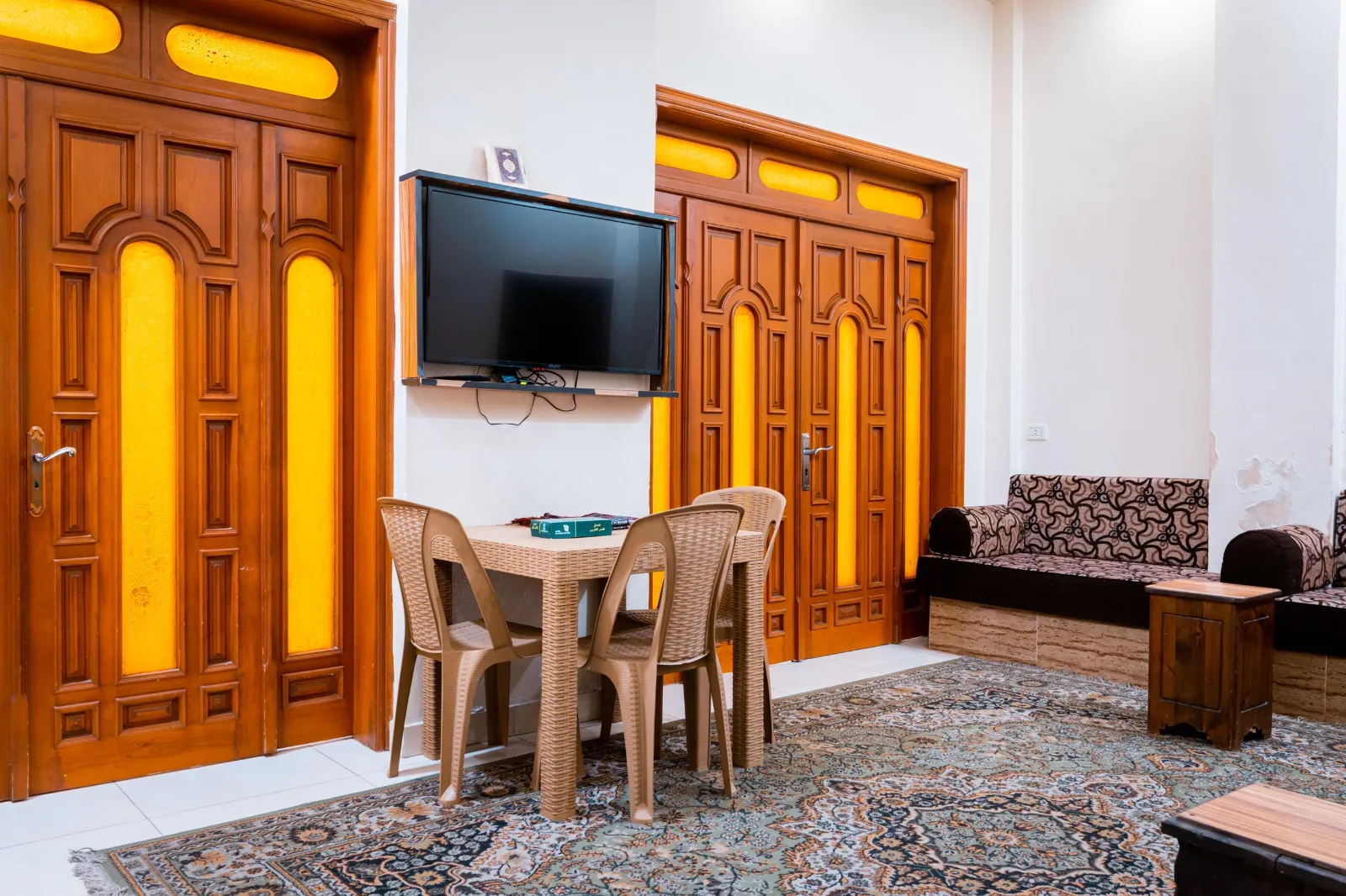 Hotel Apartment 706 2