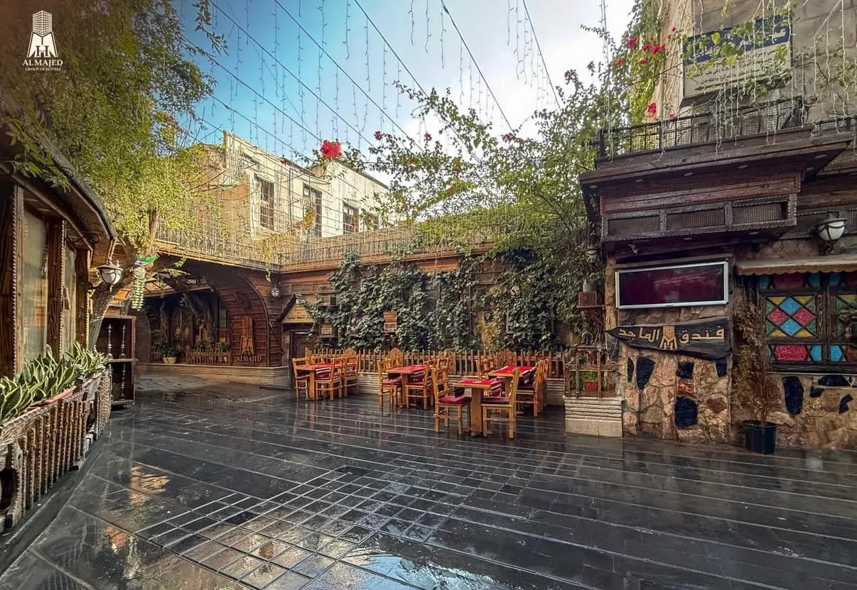 Al Majed Hotel — 1