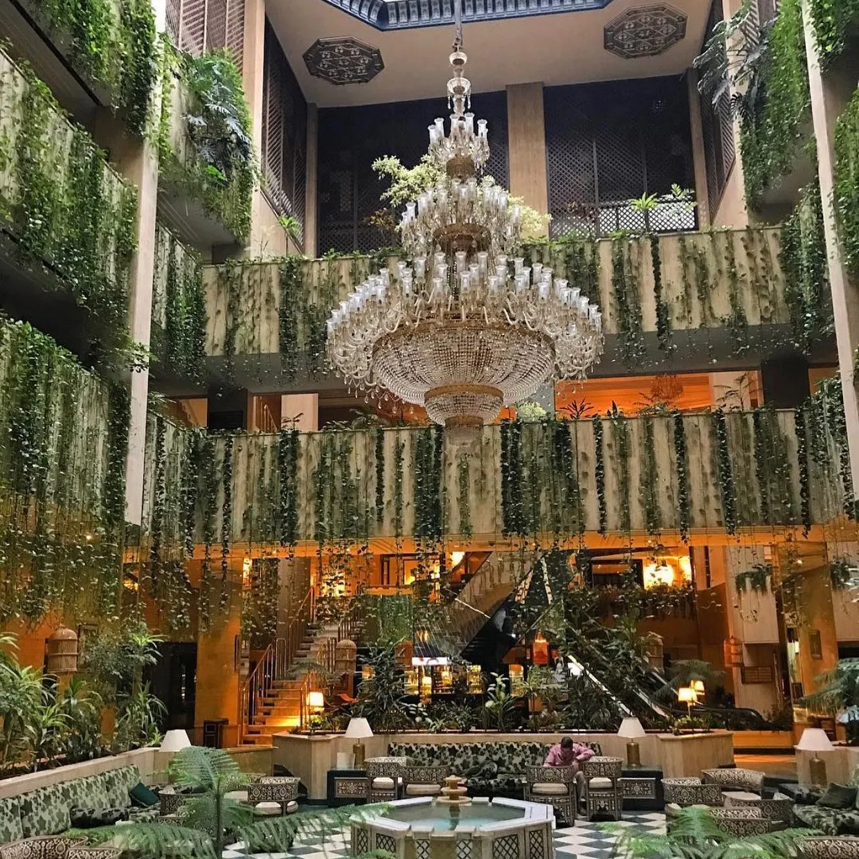 Cham Palace Hotel — 17