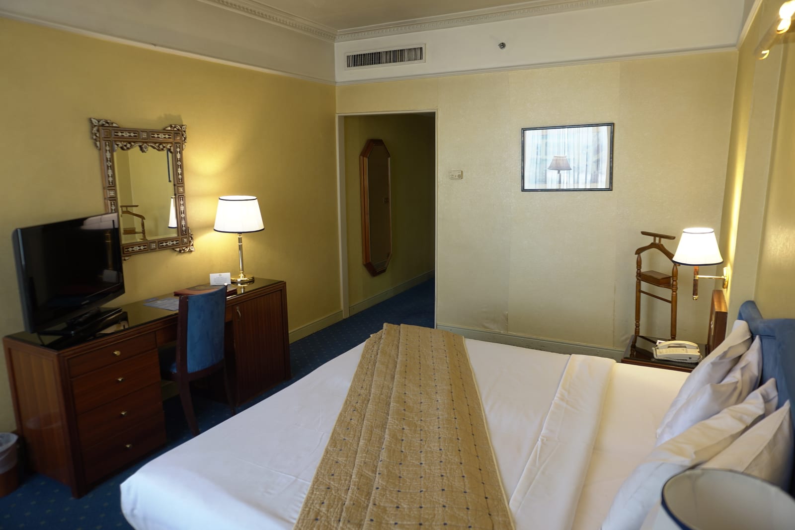 Double Room Executive 2