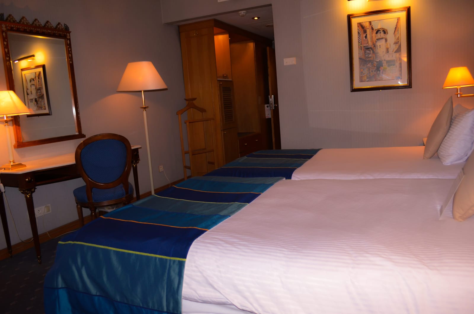 Double Room 4th Floor (Royal Club) 1
