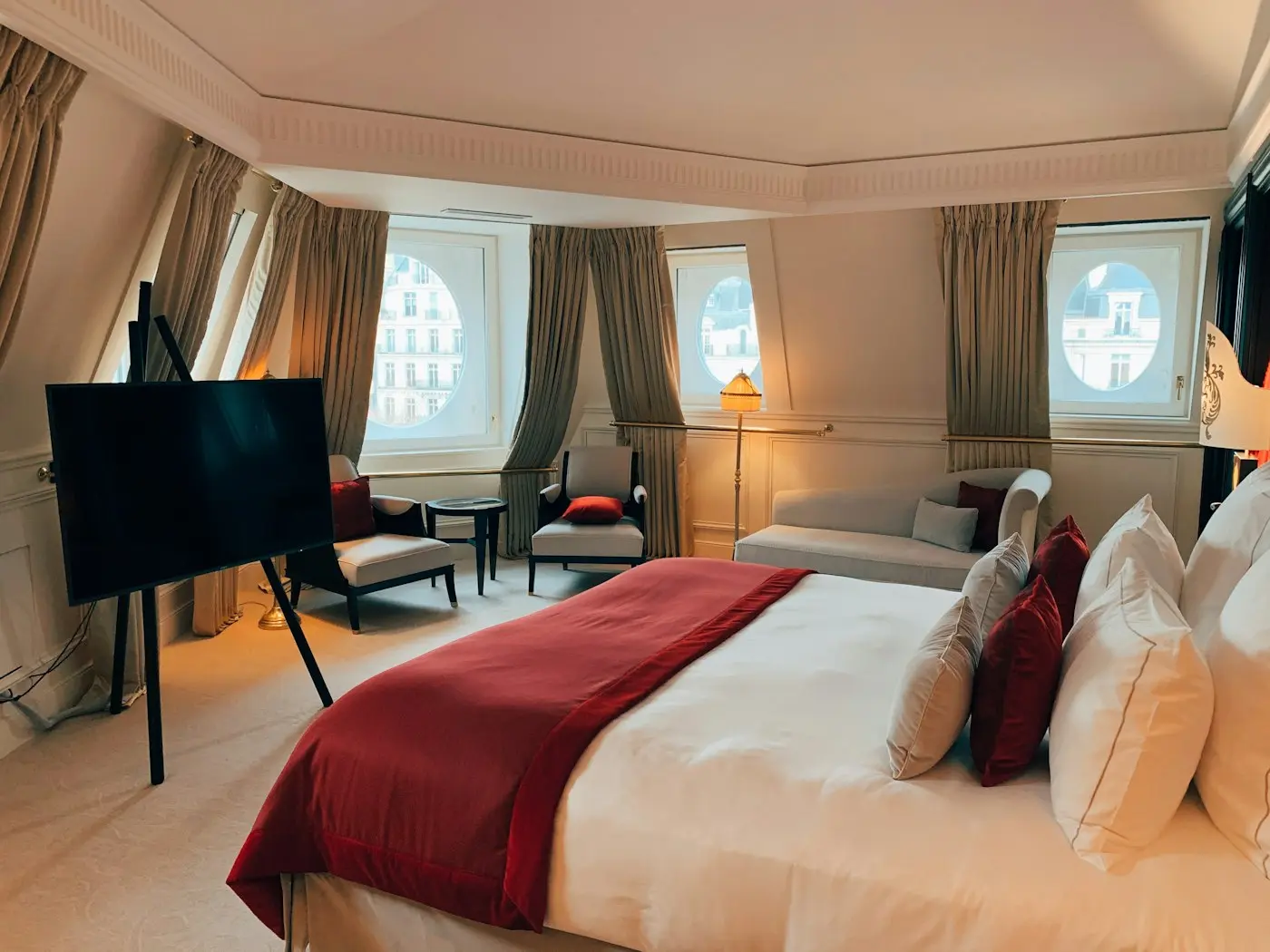 Deluxe Room 1