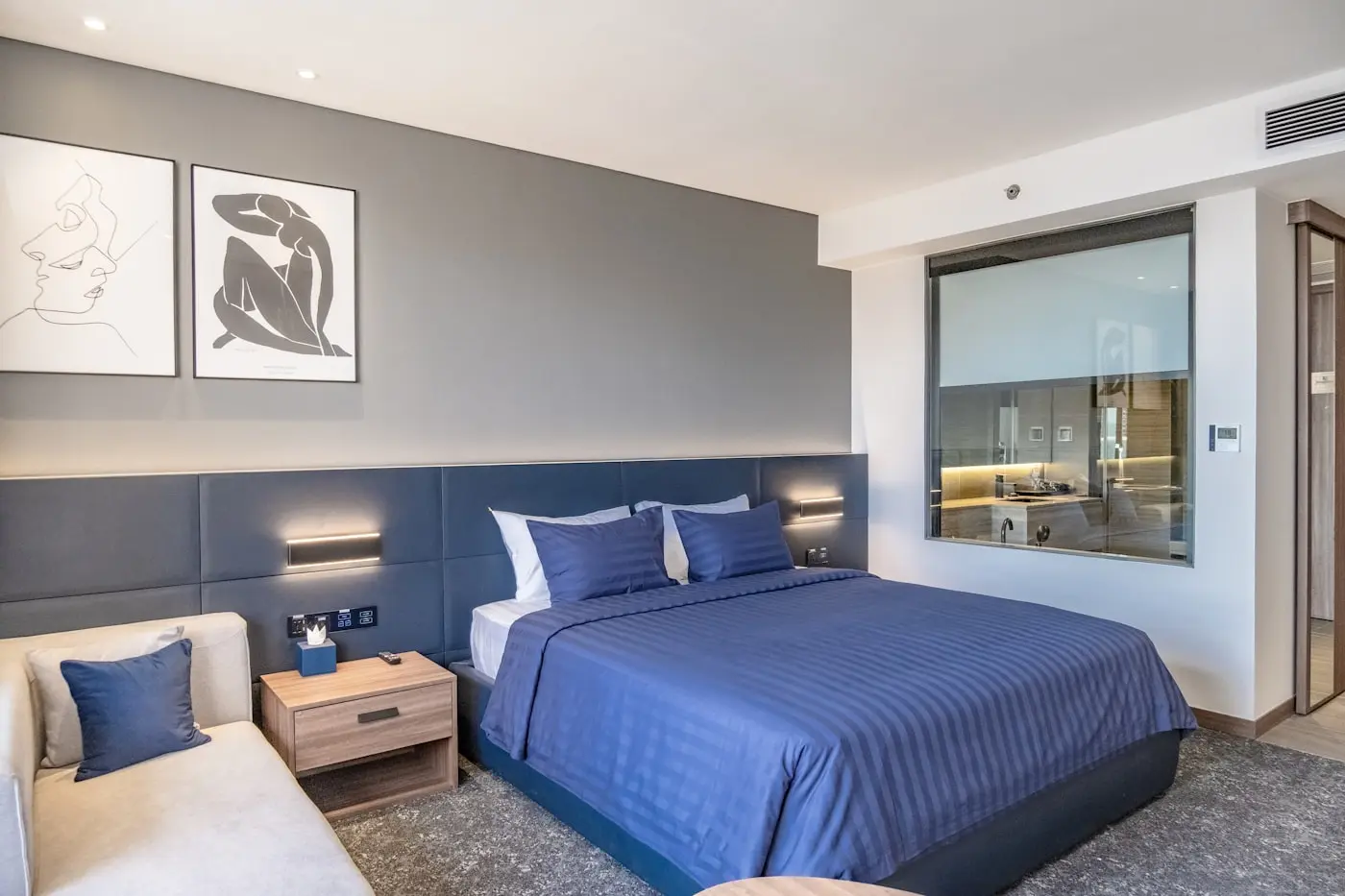 Suite 2