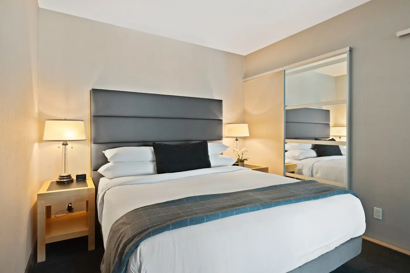Suite 1
