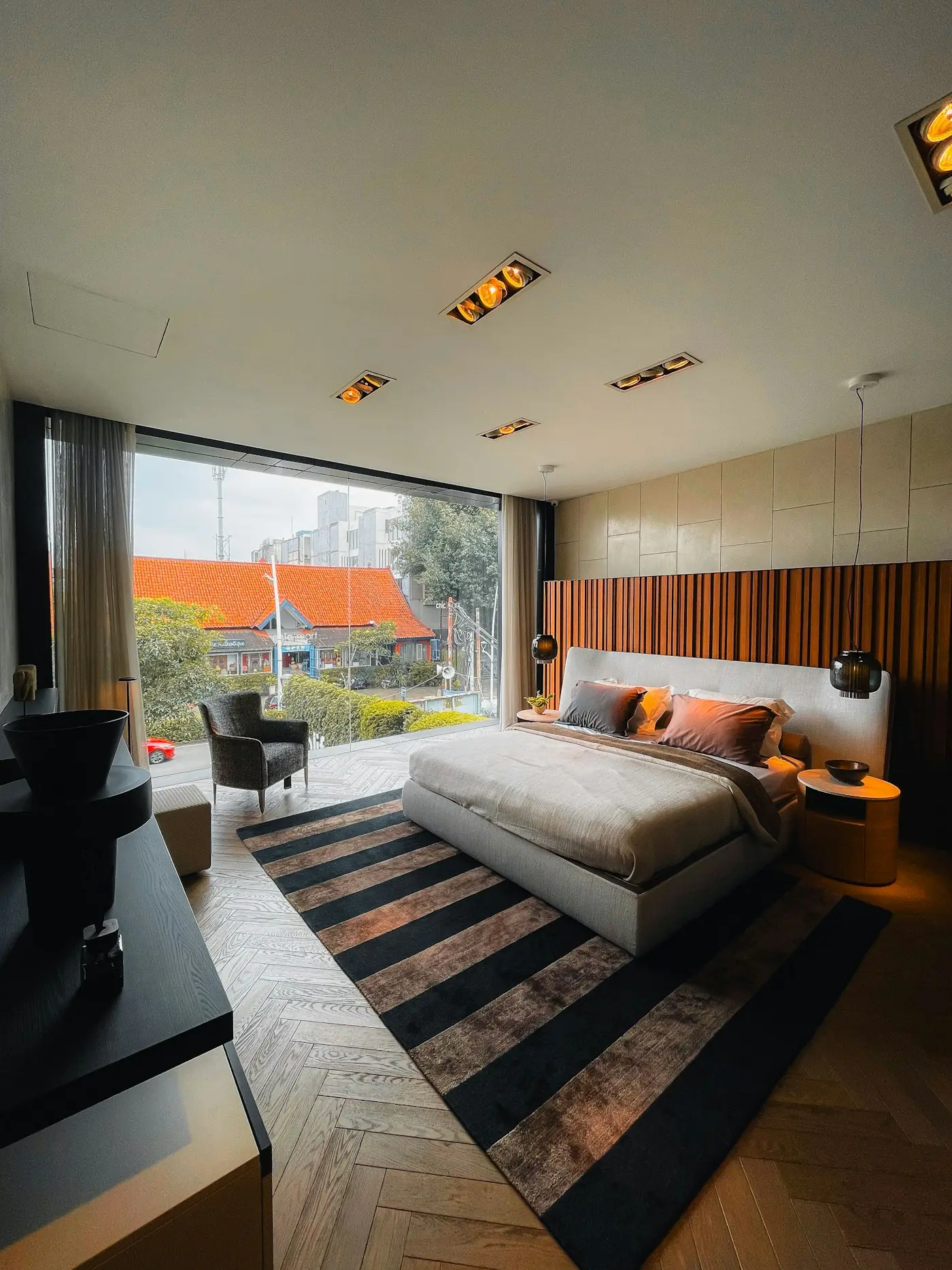 Deluxe Room 2