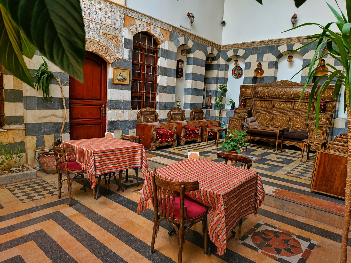 Ein Al Sharq Hotel — 1
