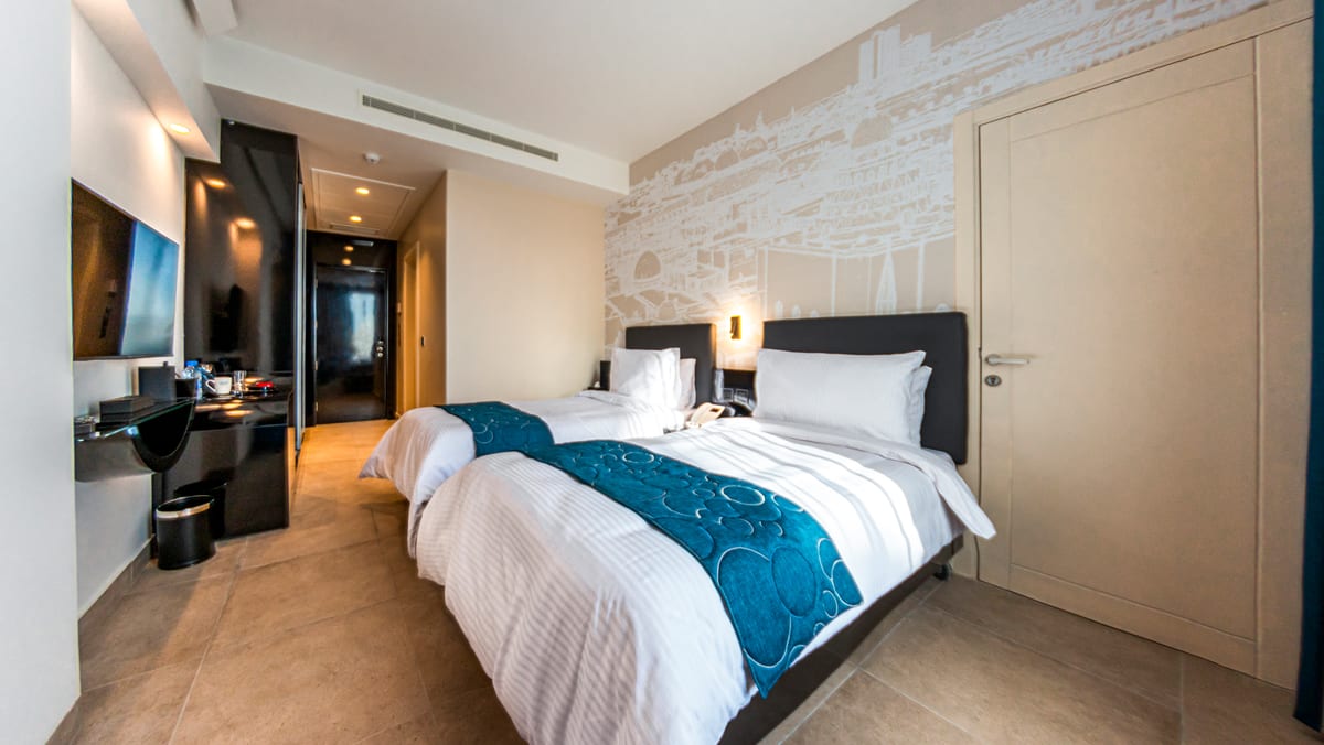 Deluxe Room 1