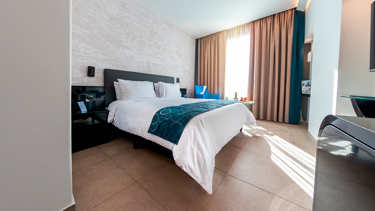 Deluxe Room 3