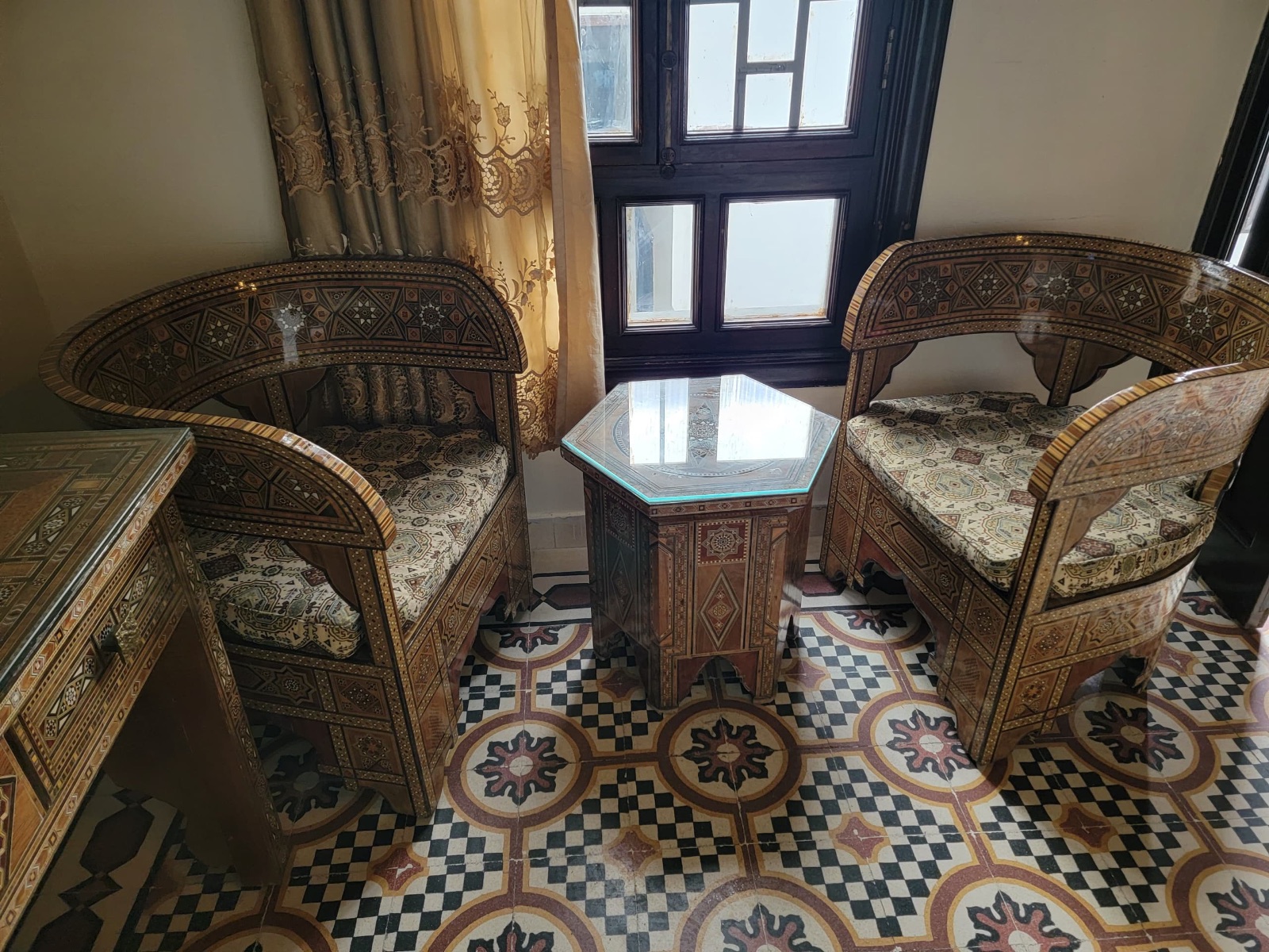 Twin Room 4