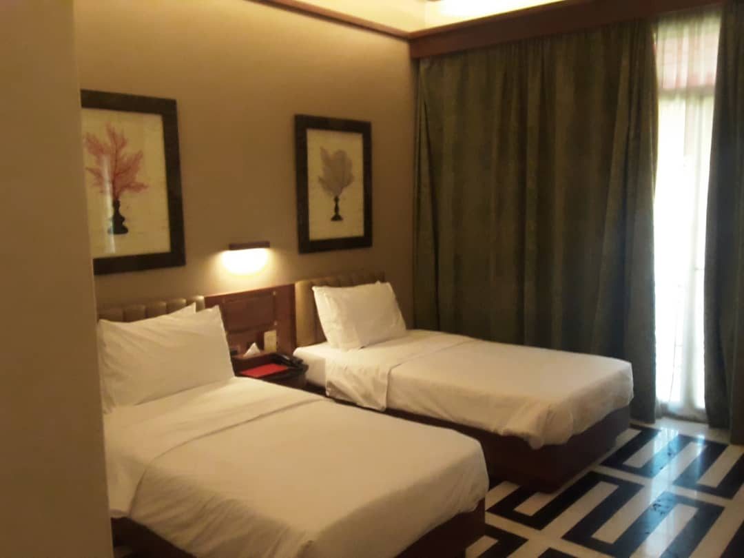 Deluxe Twin Room 1