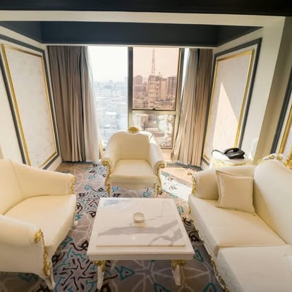 Kaisar Palace Thawra Hotel 4