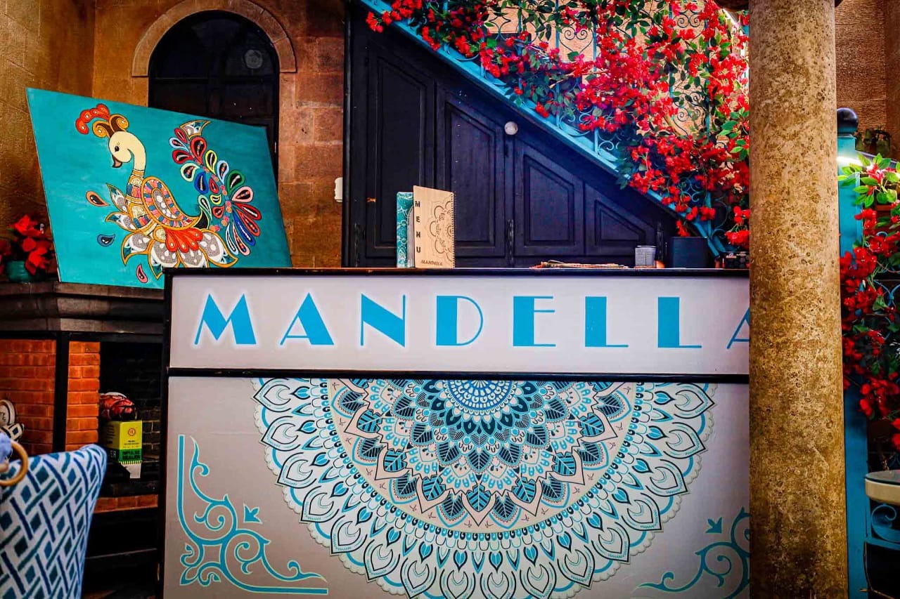 Mandella Hotel 8