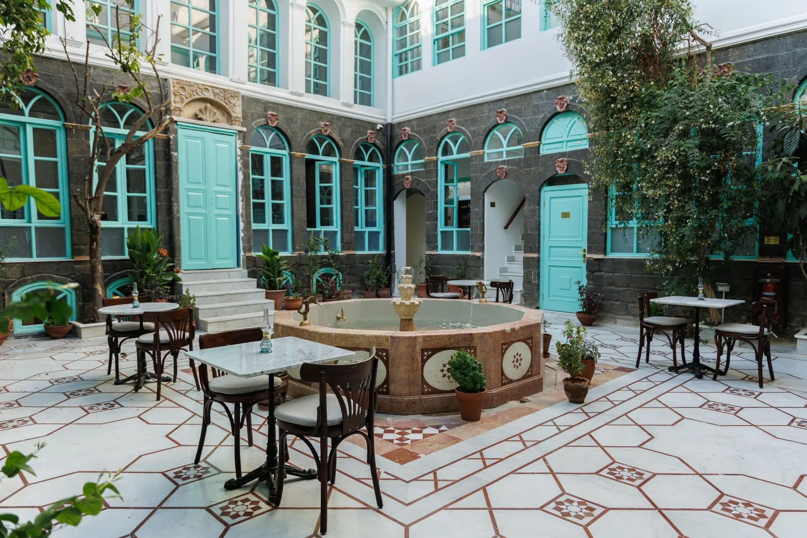 Old Vine Hotel — 16