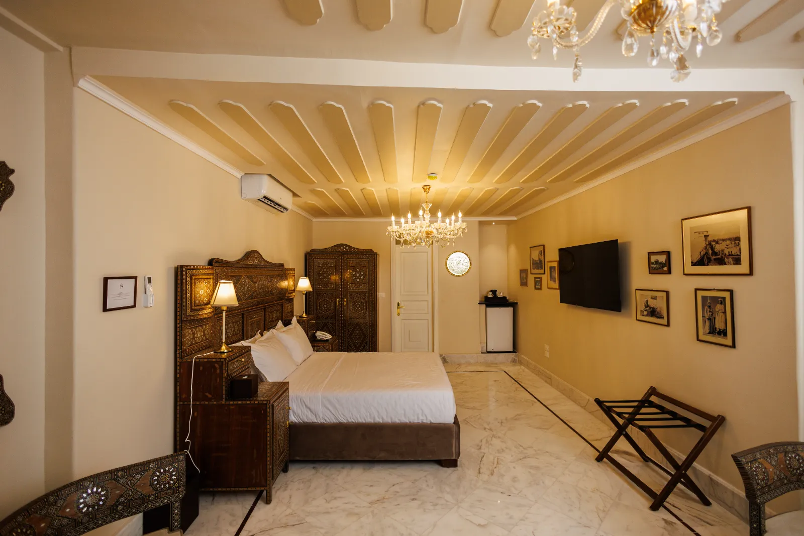 Suite 2