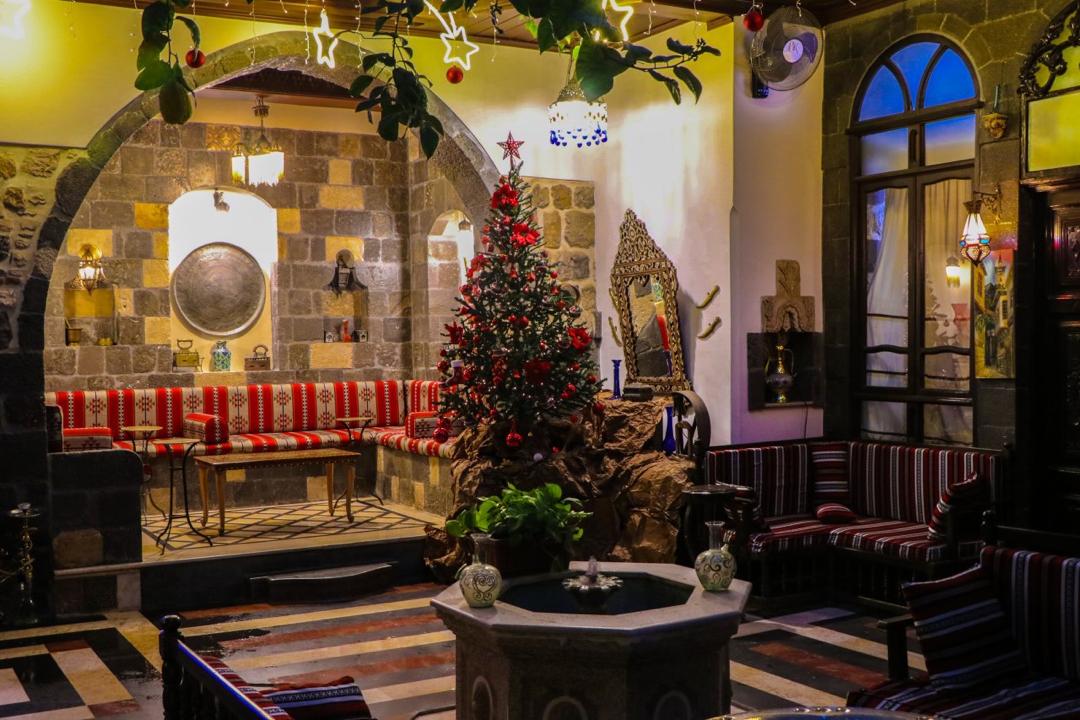 Antique Khan Hotel 3
