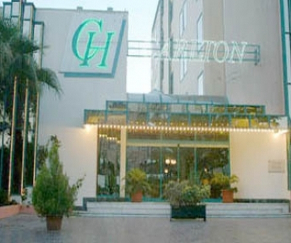 Carlton Hotel 4
