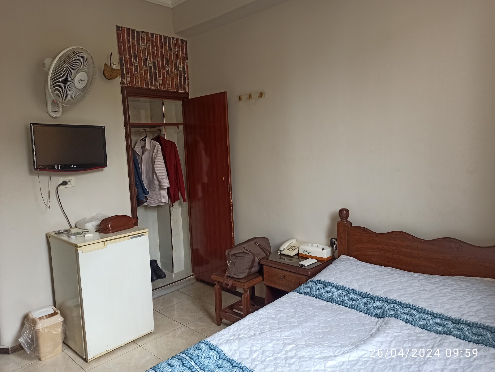 Orient Gate Hotel — 8