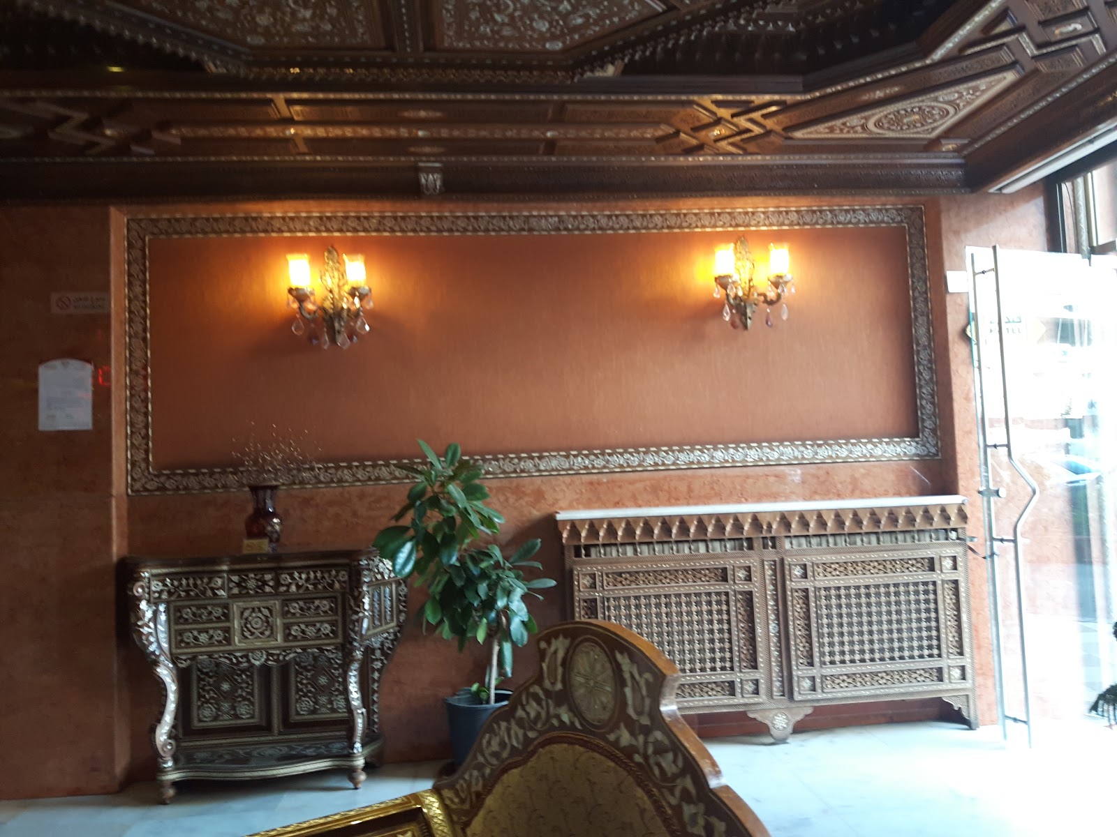 The City Hotel 7