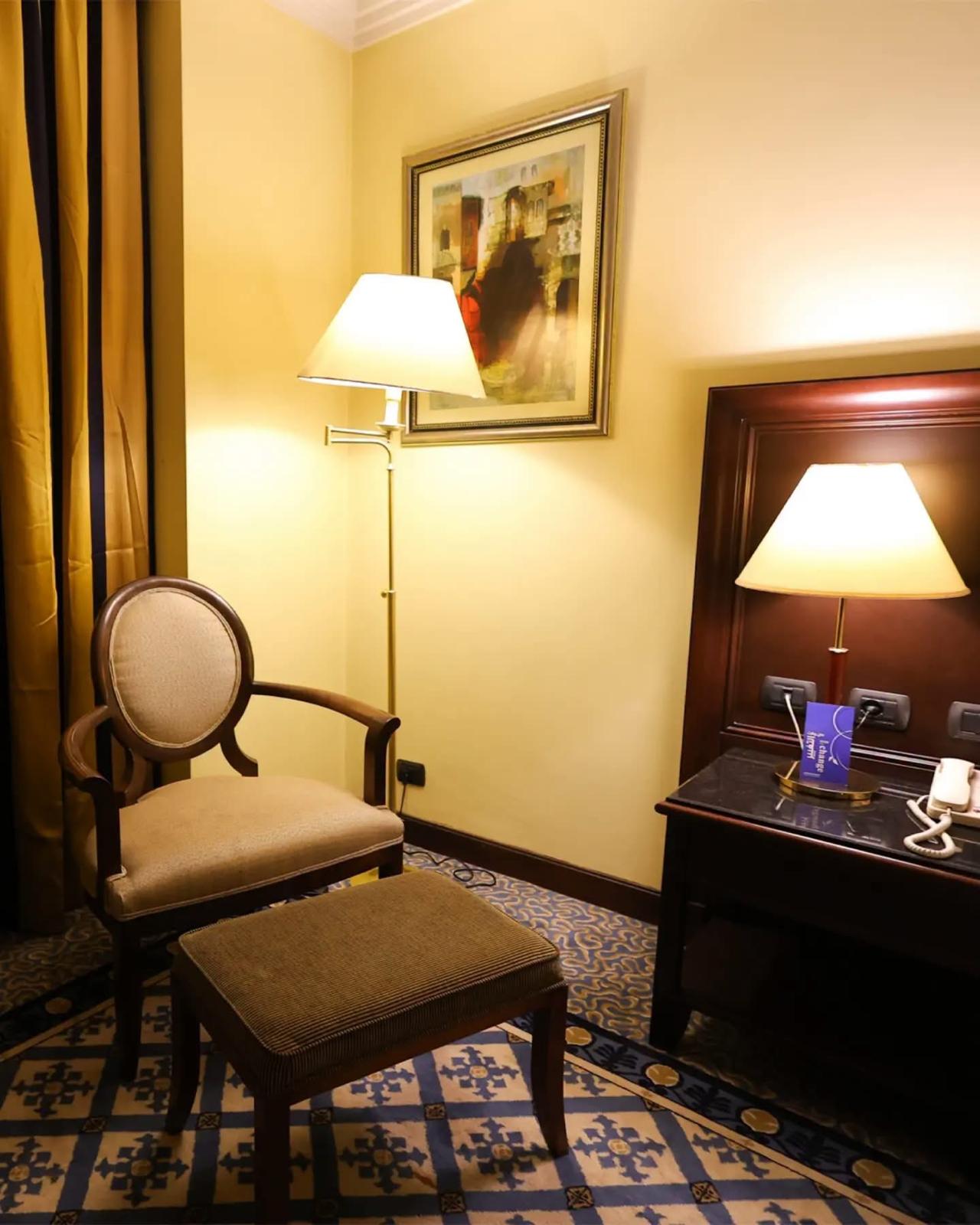 Executive Suite 4