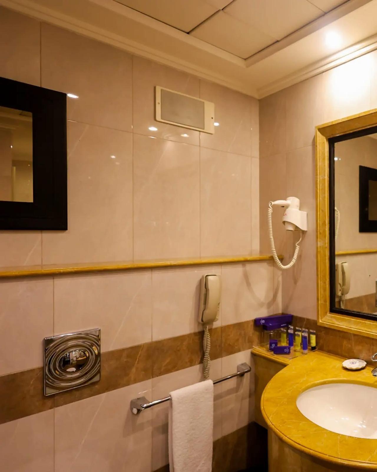 Executive Suite 5