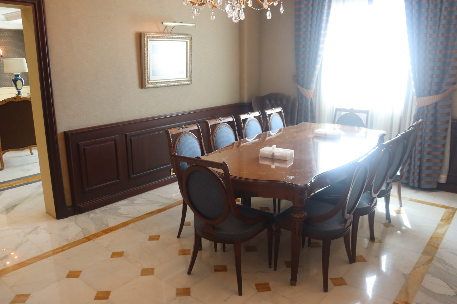 Presidential Suite 2
