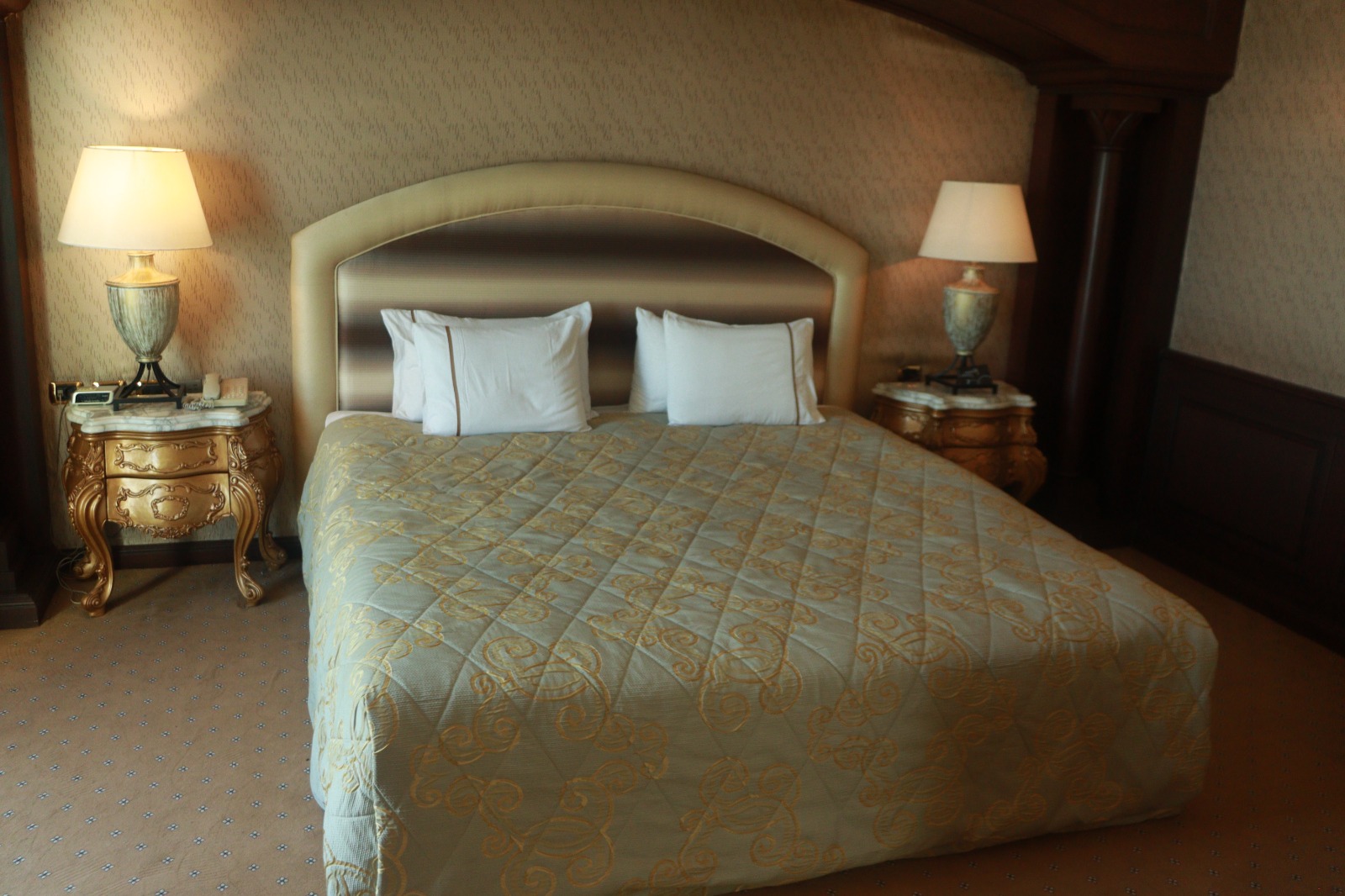 Presidential Suite 1